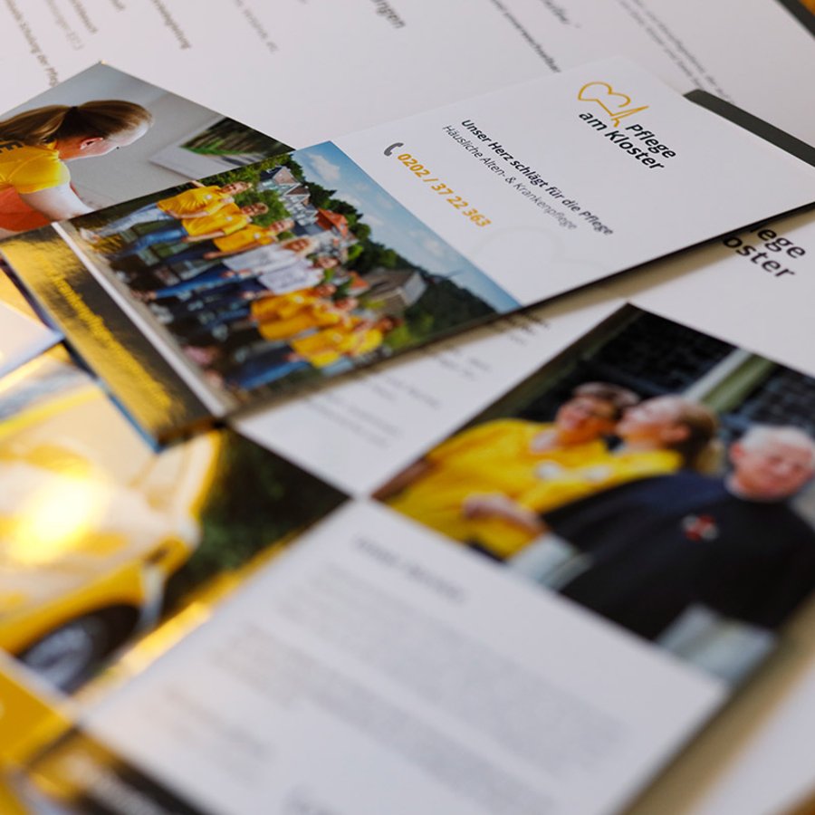 Flyer mit Druckveredelung für unseren Kunden